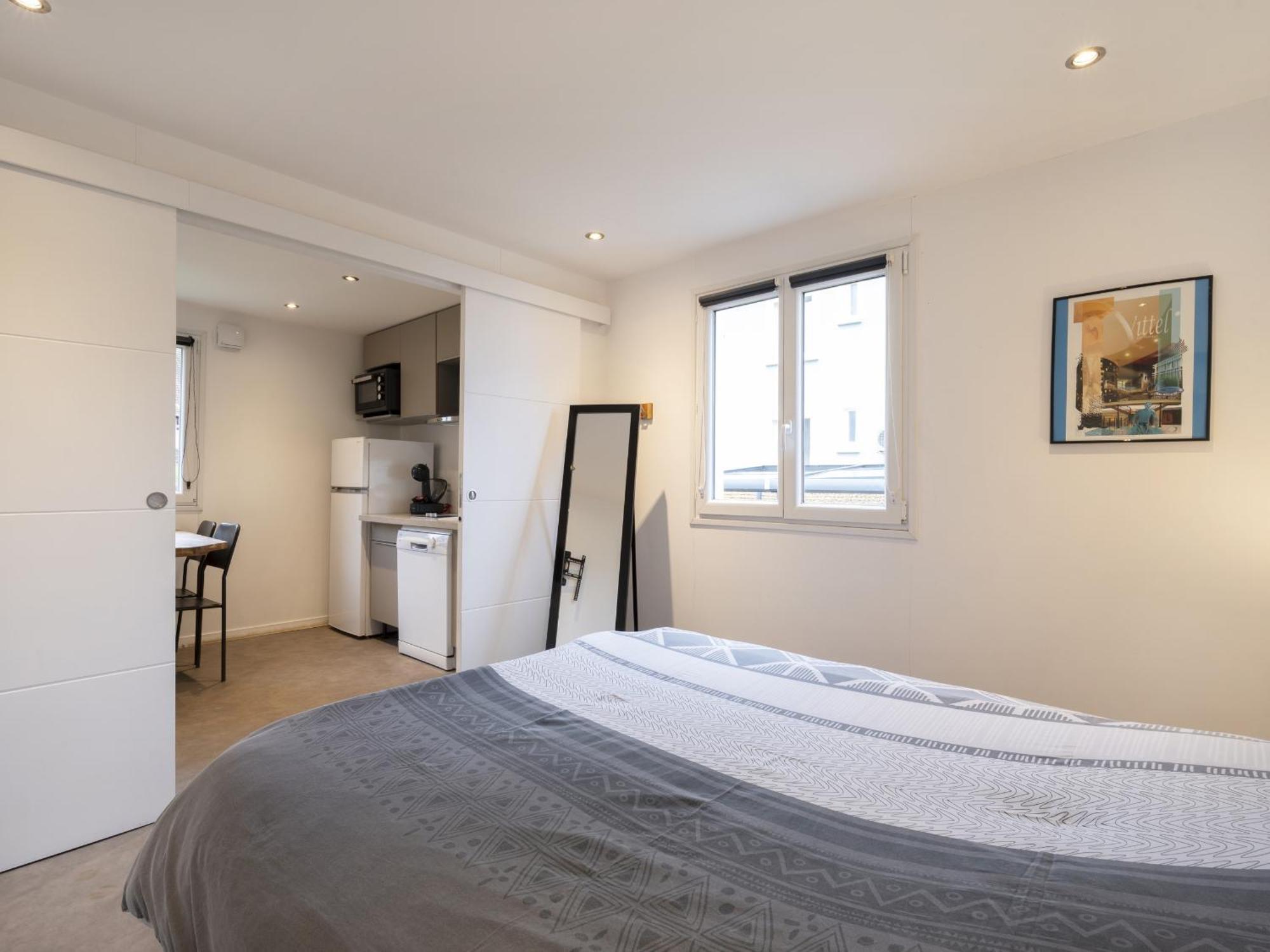 Residence Louis Quartier Des Lilas Виттель Экстерьер фото