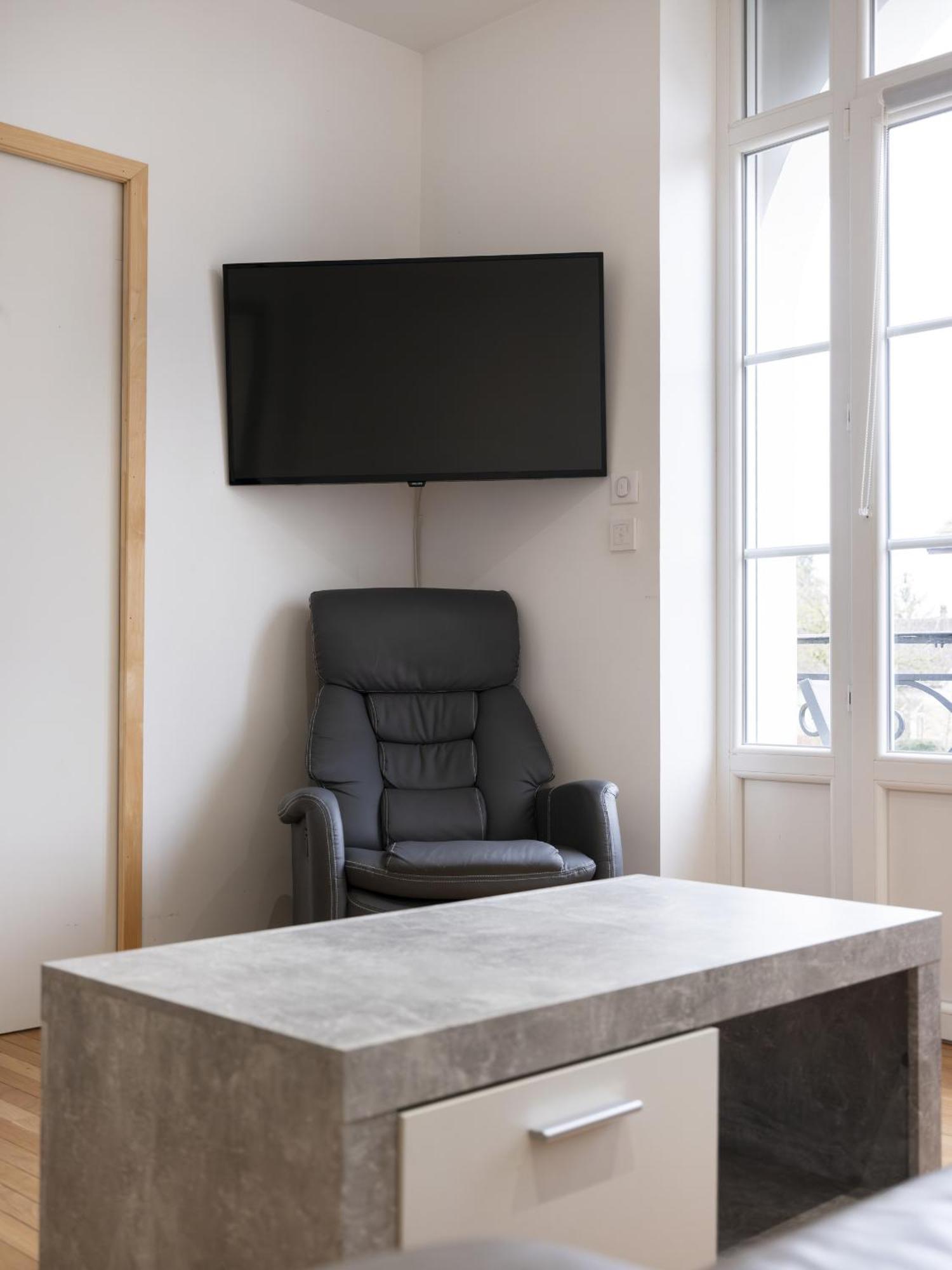 Residence Louis Quartier Des Lilas Виттель Экстерьер фото