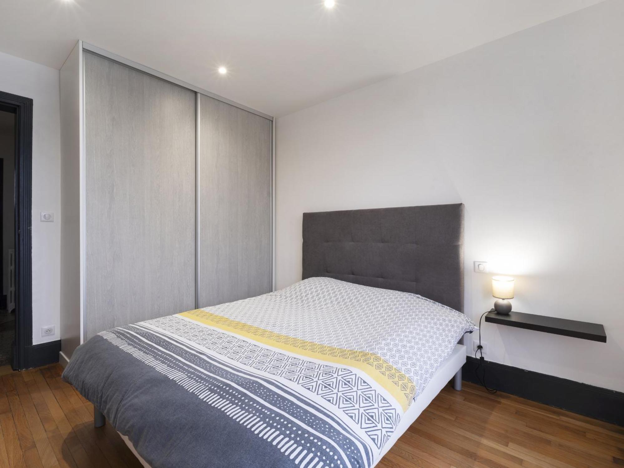 Residence Louis Quartier Des Lilas Виттель Экстерьер фото