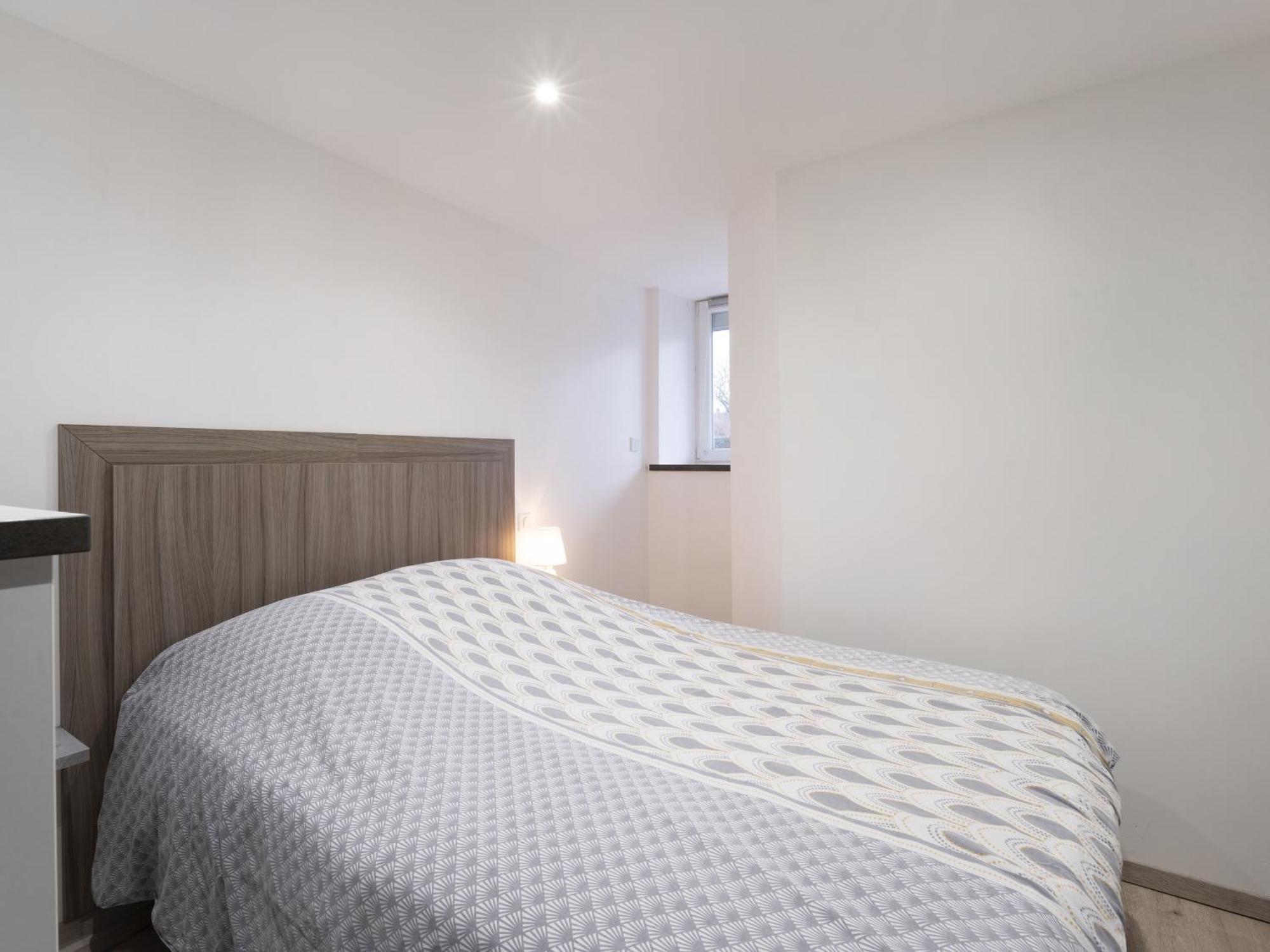 Residence Louis Quartier Des Lilas Виттель Экстерьер фото